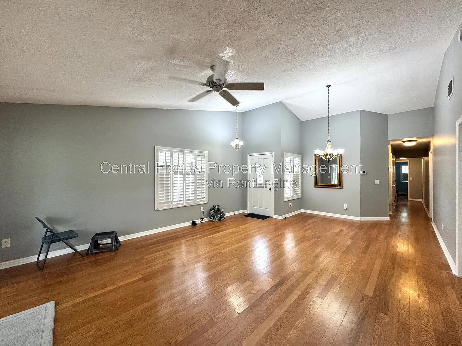 3 bed, 2.0 bath, 1492 sqft, $2,099 — Photo 4