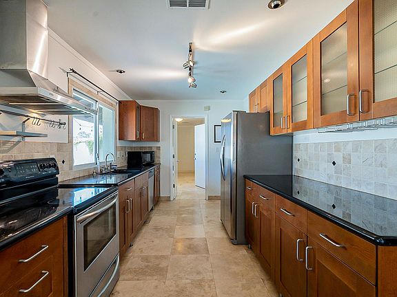 5th image of 954 E Magdalena Dr