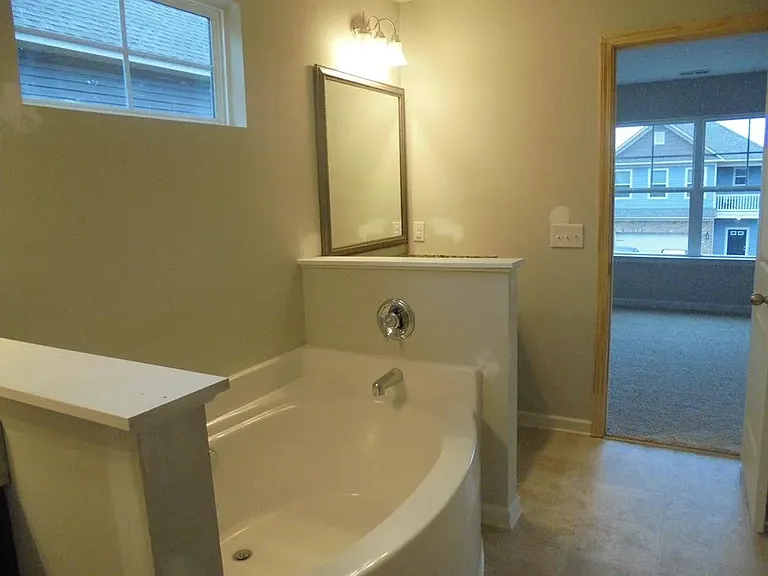 245 Claudia Dr — Photo 9