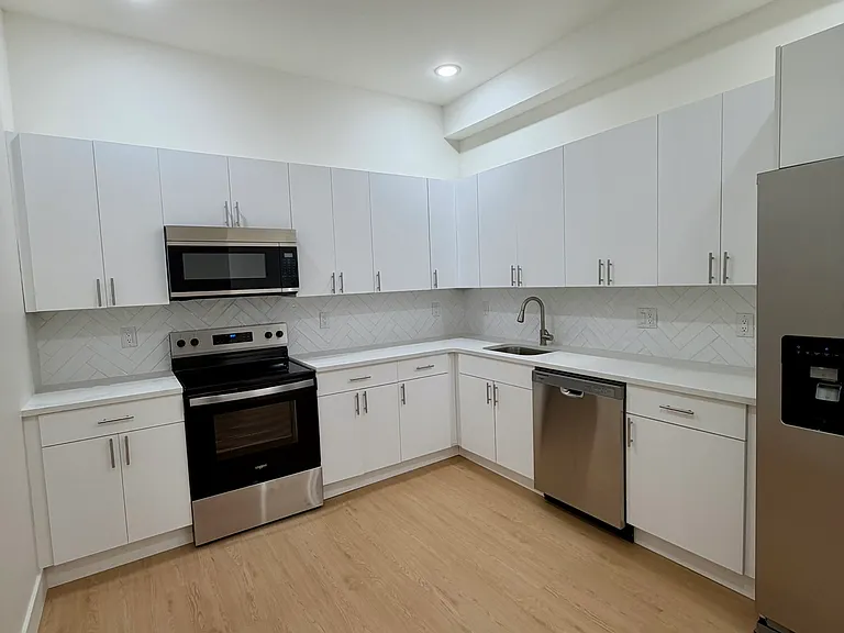 4212 Lancaster Ave #101 — Photo 26