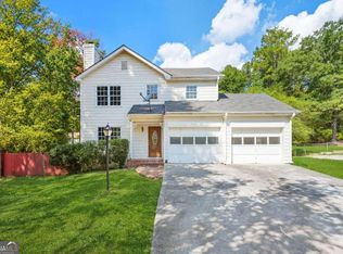 1215 Masters Ln, Snellville, GA 30078