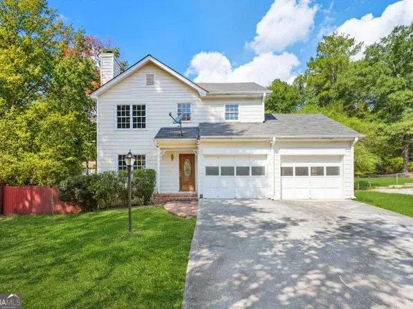 1215 Masters Ln, Snellville, GA 30078