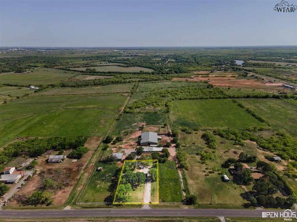 3601 Fm 367 E, Iowa Park, TX 76367
