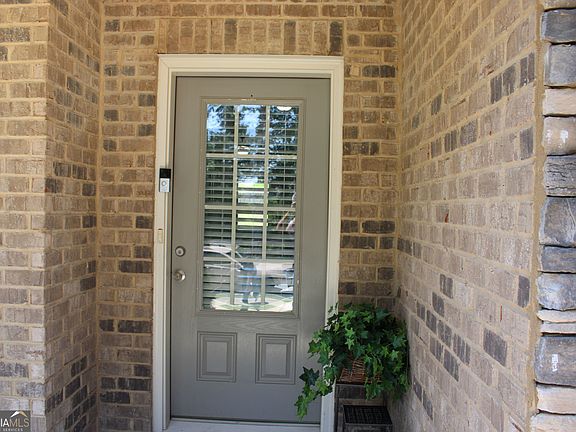 4th image of 417 Oaklawn Park