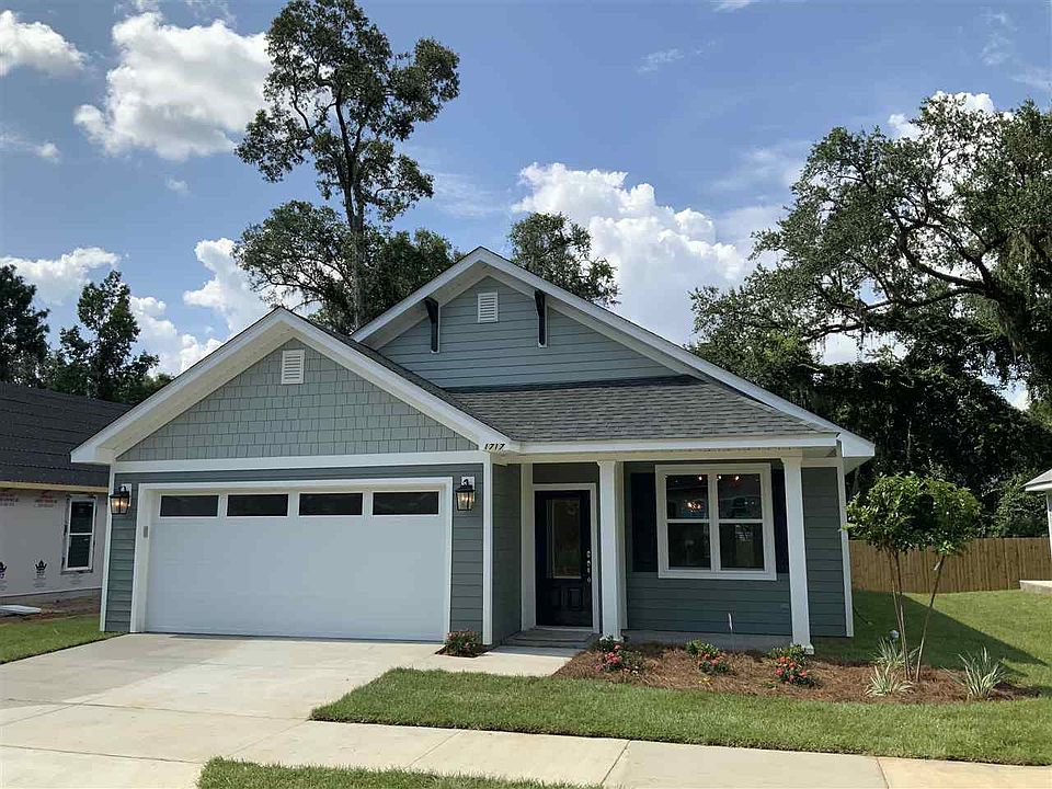 1st image of 1717 Cottage Rose Ln
