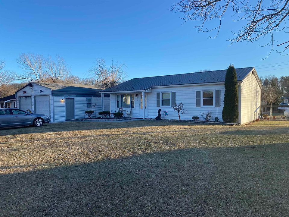 1st image of 102 Crawford Dr