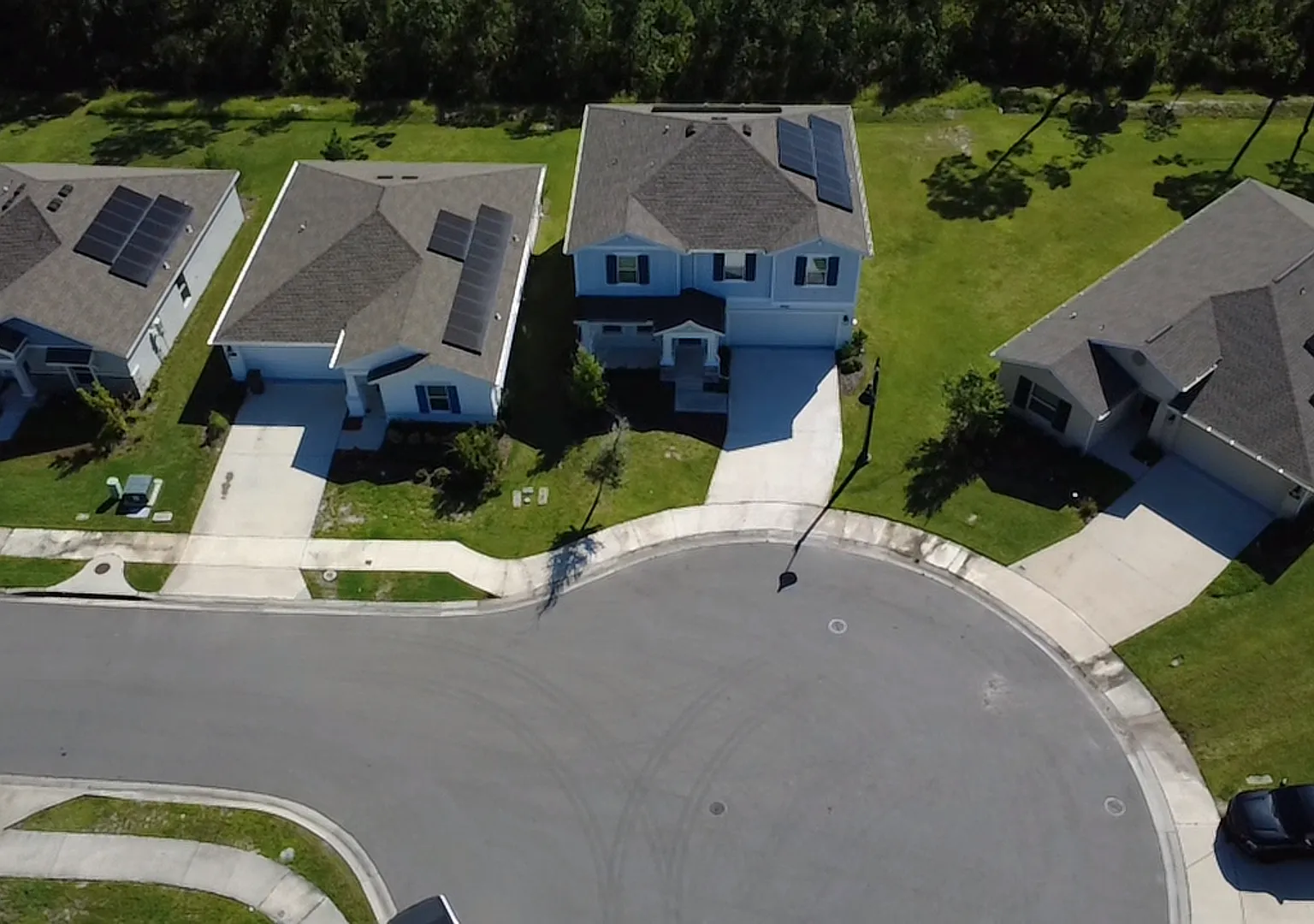 4 Bedroom 2.5 Bathroom home located in Preserves at LPGA — Photo 4
