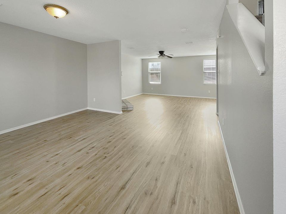 1st image of 8343 Ivy Ln