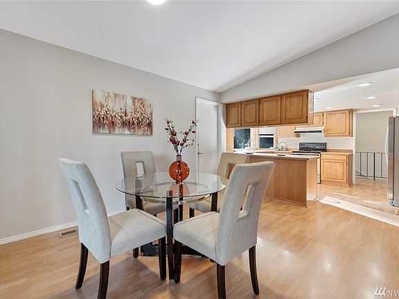 5th image of 15208 SE 44th Pl