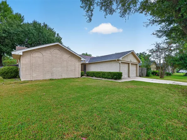 11203 Sagehill Dr, Houston, TX 77089