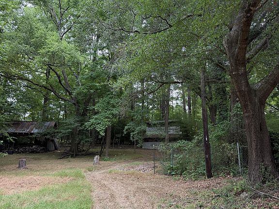 5th image of 5806 Wilkins Drive