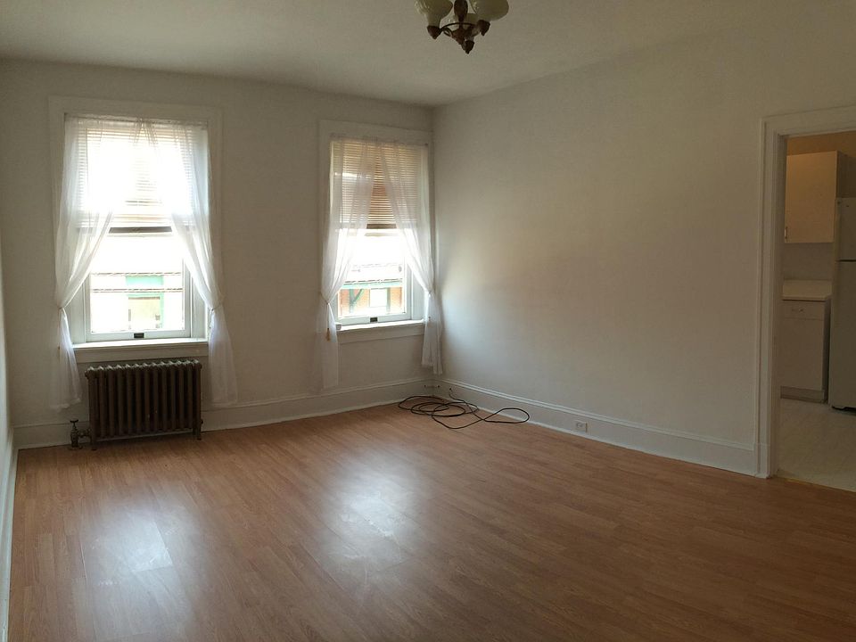 Bedroom #1