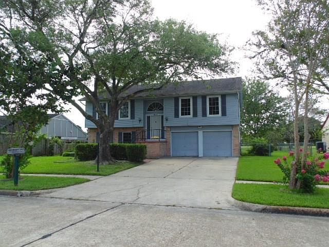 1st image of 263 E Castle Harbour Dr