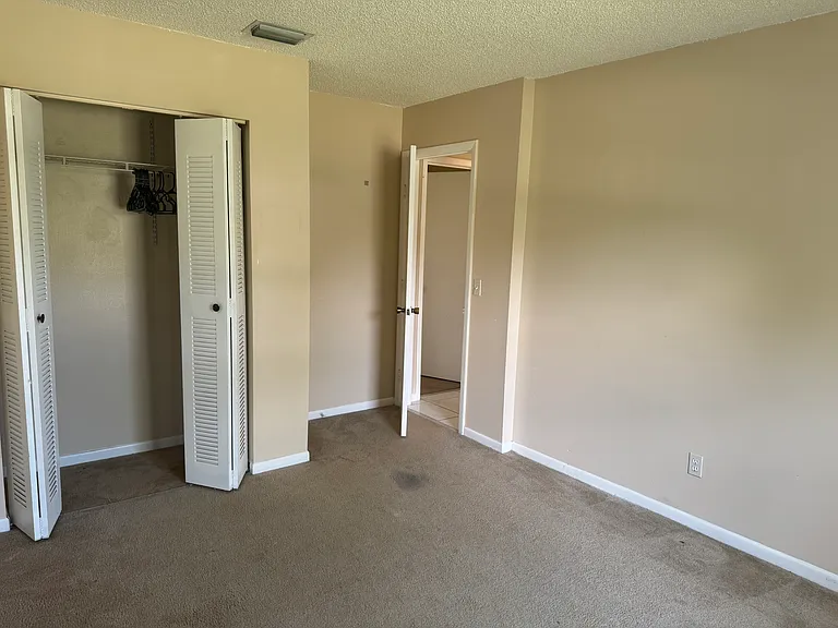136 Aldea Dr — Photo 8