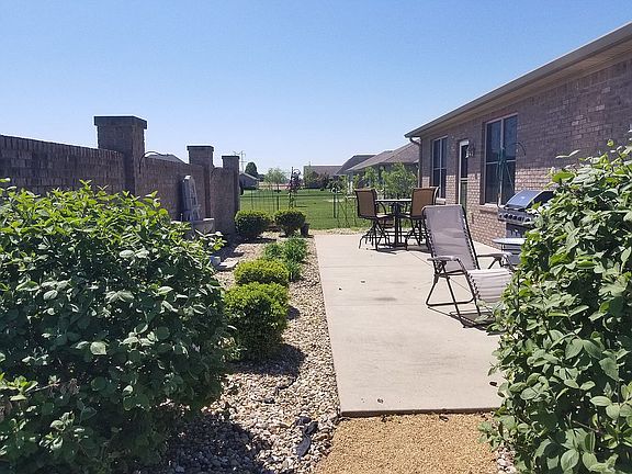 4th image of 6976 Lydia Ln