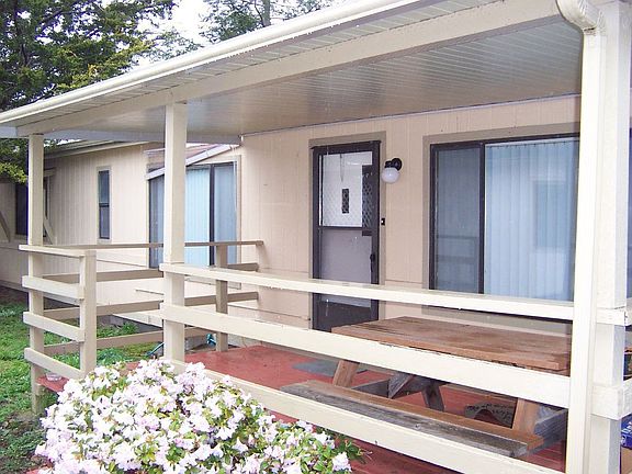 Front porch/deck