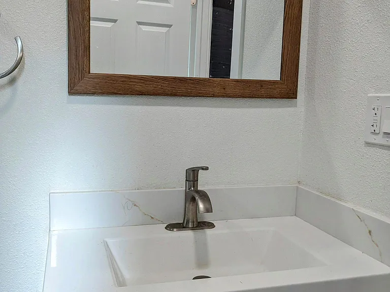 10513 Glencoe Dr — Photo 11