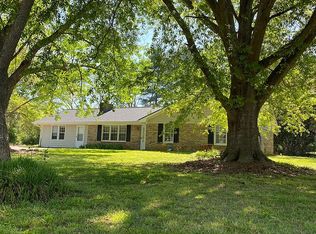 1020 Etowah Ct, Watkinsville, GA 30677