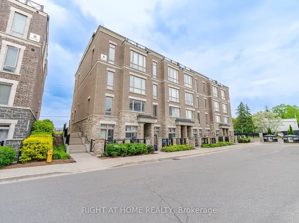 60 Dunsheath Way Unit 702, Markham, ON L6B 1N3