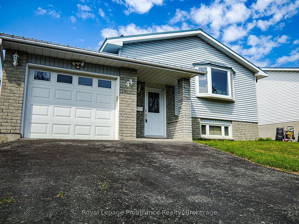 1st image of 44 Ireland Dr