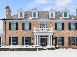 130 S Elm St, Hinsdale, IL 60521