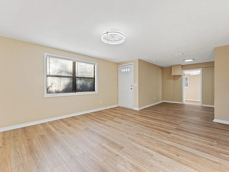 10172 Melanie Ave — Photo 8