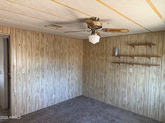 3rd image of 348 W BYRD Avenue
