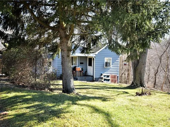 2799 Jack St, Aliquippa, PA 15001