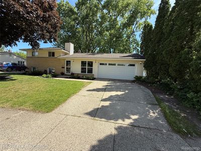 857 Panorama Dr, Milford, MI, 48381