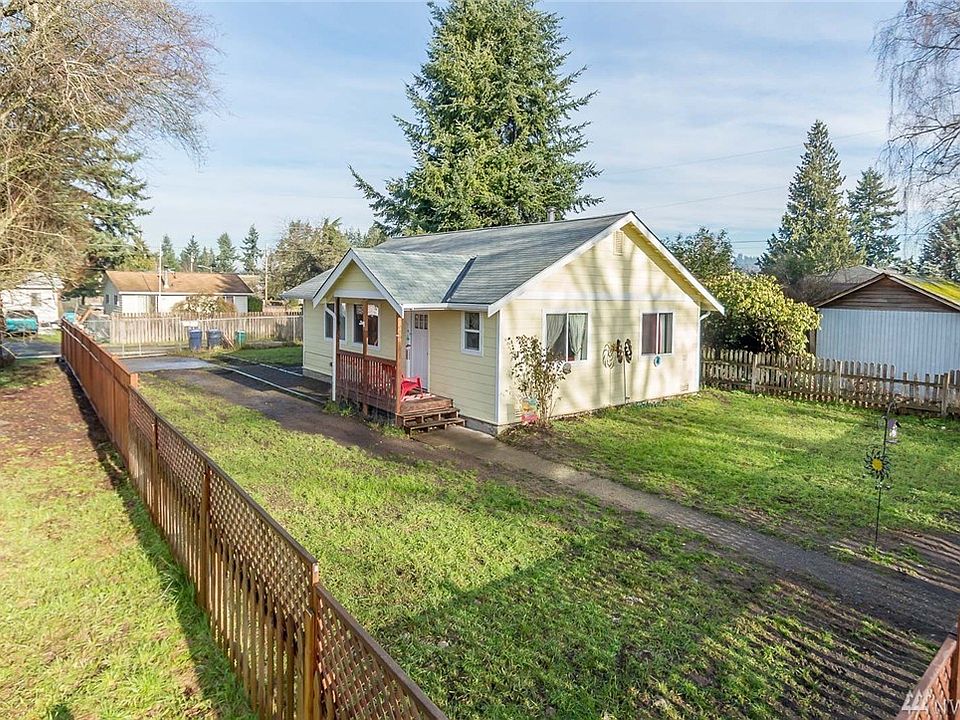 1st image of 909 7th St SE