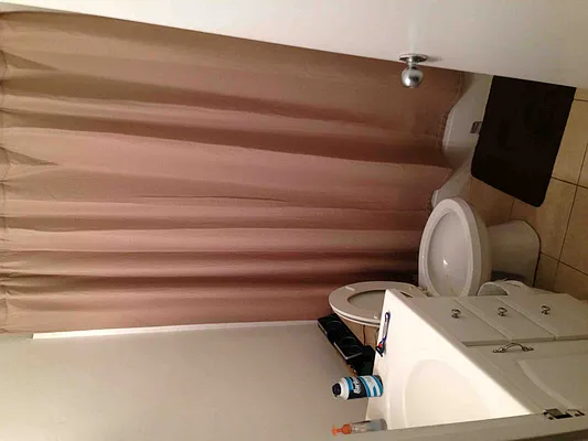 Rented by Empire City Real Estate LLC | media 25