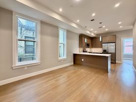 56 3rd St, Hoboken, NJ