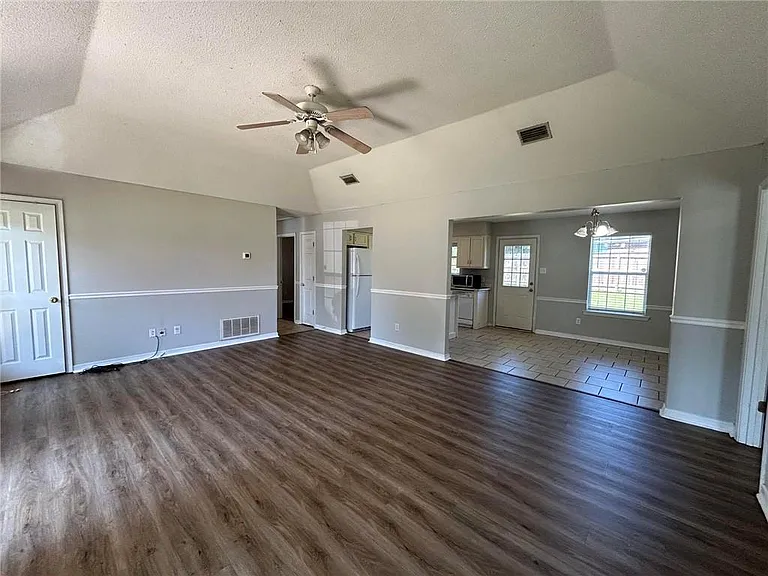 6626 Woodside Ct E — Photo 5