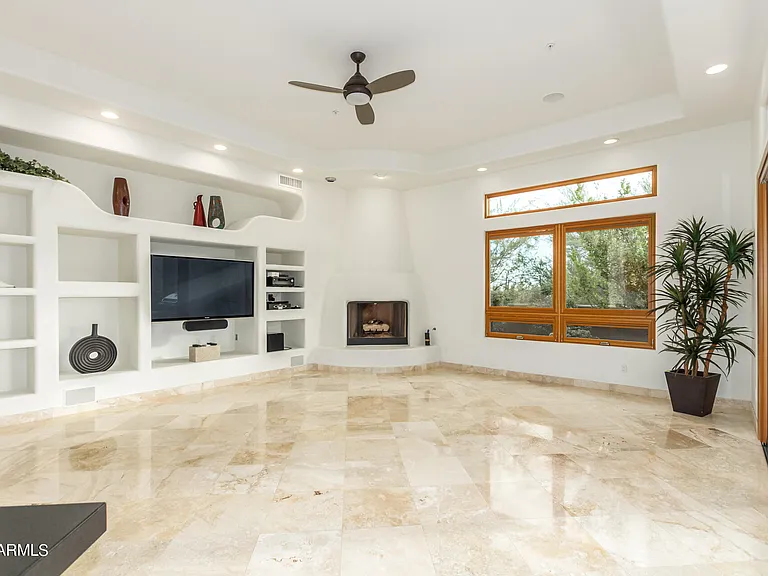 10685 E Cottontail Ln — Photo 13