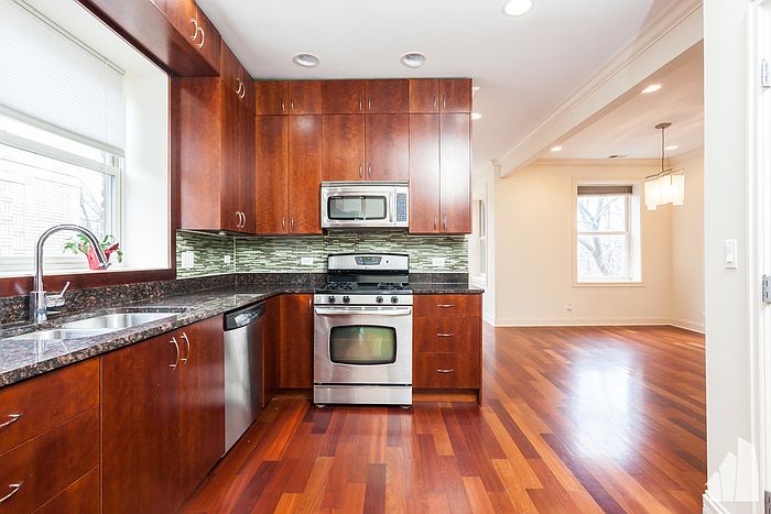 1st image of 4331 N Sacramento Ave #3F