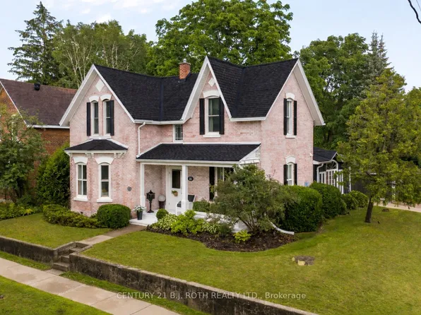 90 Cumberland St, Barrie, ON L4N 2P7