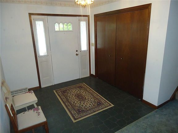 2nd image of 1149 Mission Dr