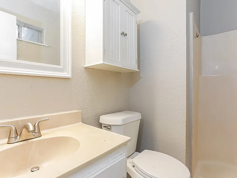 937 Brown Ave — Photo 10