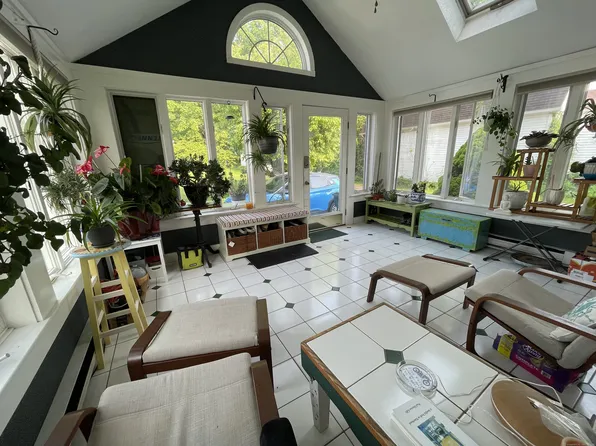 57 North Main Street, Windsor Locks, CT 06096