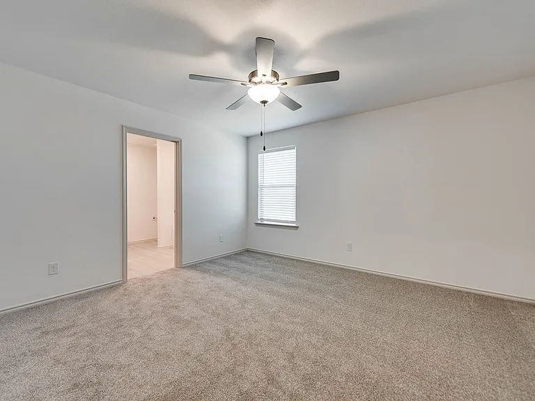 8208 E County Road 111 — Photo 17