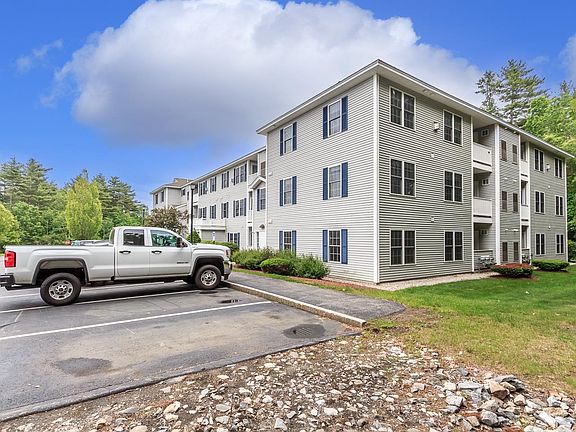 4th image of 4 Crestview Circle #106