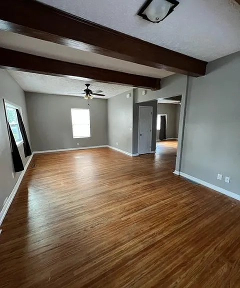 5119 Huntington Ave — Photo 2