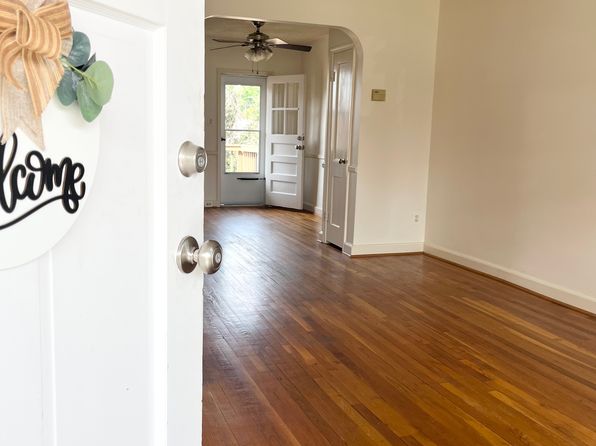 906 Pine Heights Ave