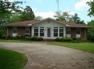 97 Mitchell Dr, Lineville, AL 36266