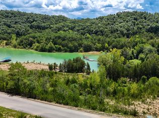 2 Emerald Point, Dandridge, TN 37725