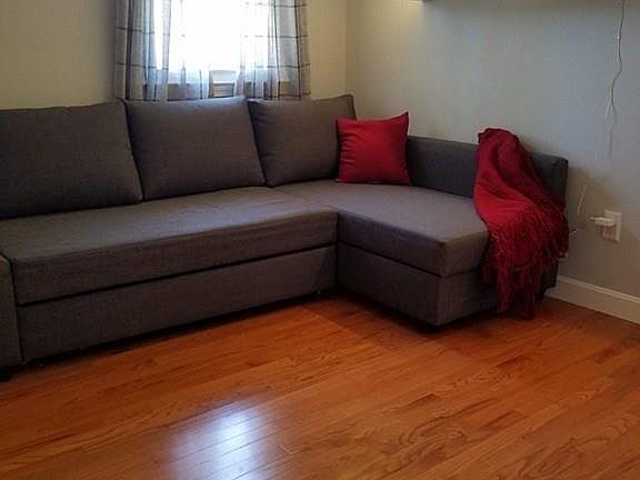 5th image of 1009 Washington St