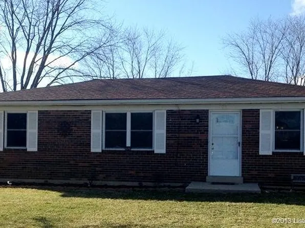 509 W Main St, Pekin, IN 47165