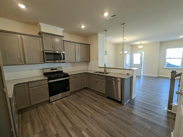 215 Parker Station Ave — Photo 13