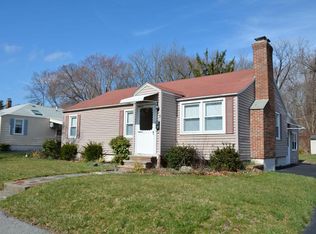 31 Knowles Rd, Worcester, MA 01602