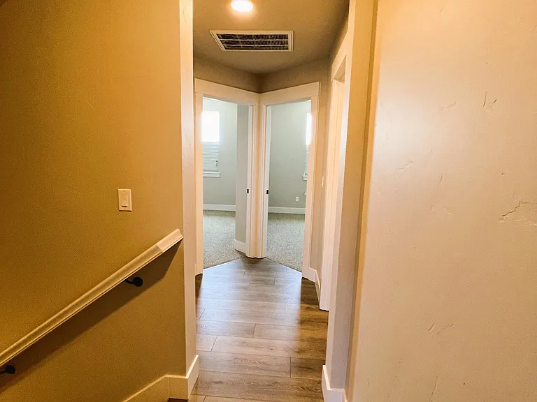 Bedroom Level Hall